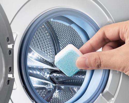 洗衣机清洁小窍门，让你的洗衣机更耐用（掌握这些关键诀窍）