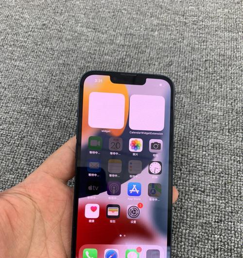 如何添加精选照片到iPhone（通过简单流程将高质量照片导入你的iPhone）