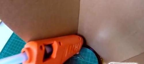 投影仪DIY（用简单方法自制投影仪）