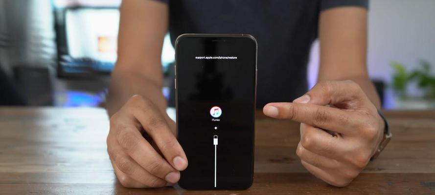 iPhone重启强制关机方法教程（掌握一招）