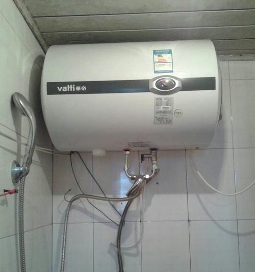 热水器内胆快速清洗方法(轻松解决热水器内胆污垢问题)