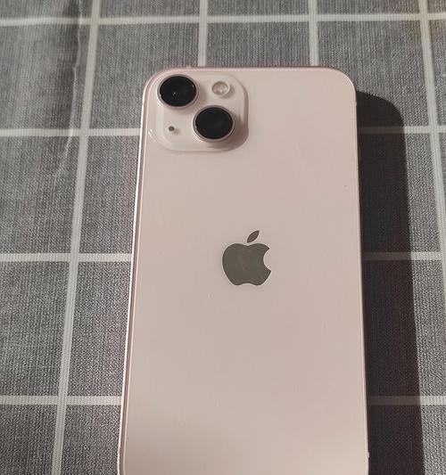 iPhone 13值得购买吗？性能与价格对比分析