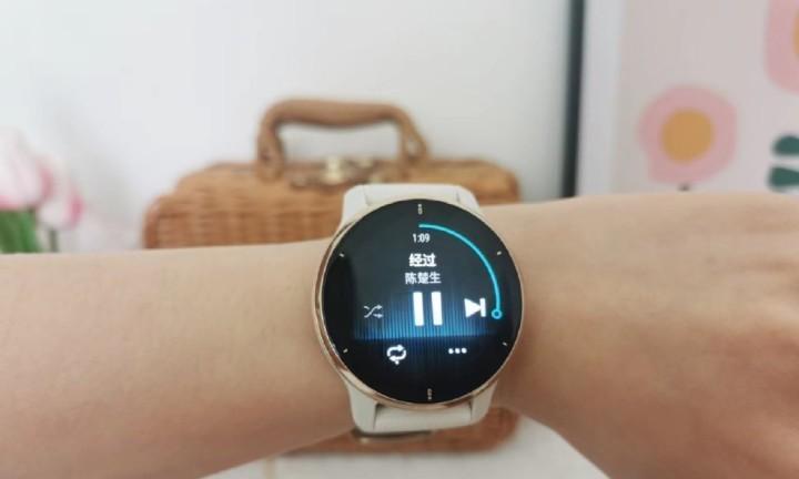 venu2plus评测怎么样？使用体验和功能特点是什么？