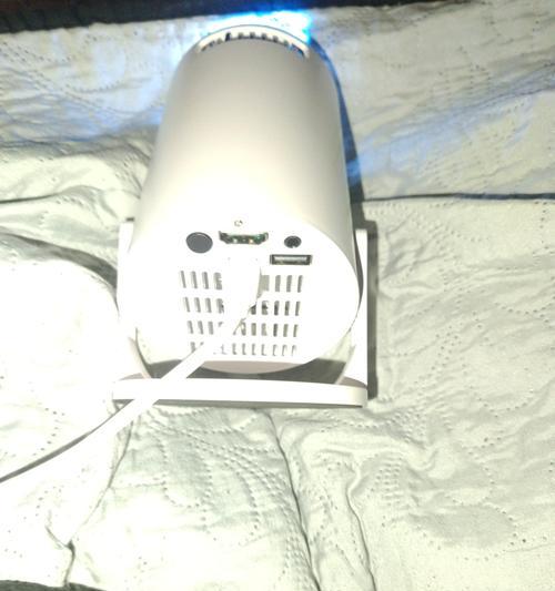1200流明的投影仪有哪些特点？适合什么场合使用？