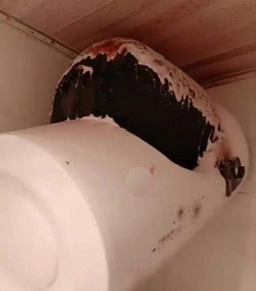 半球热水器开关怎么拆卸?拆卸过程中应注意什么?