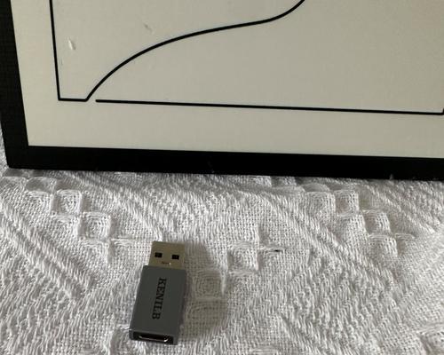 电脑充电器兼作U盘充电器使用方法是什么?使用时应注意什么?