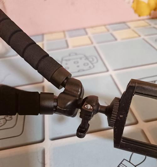 可折屏手机三脚架使用方法是什么?